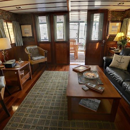 Bed and Breakfast Making Waves Boatel Toronto Exterior foto